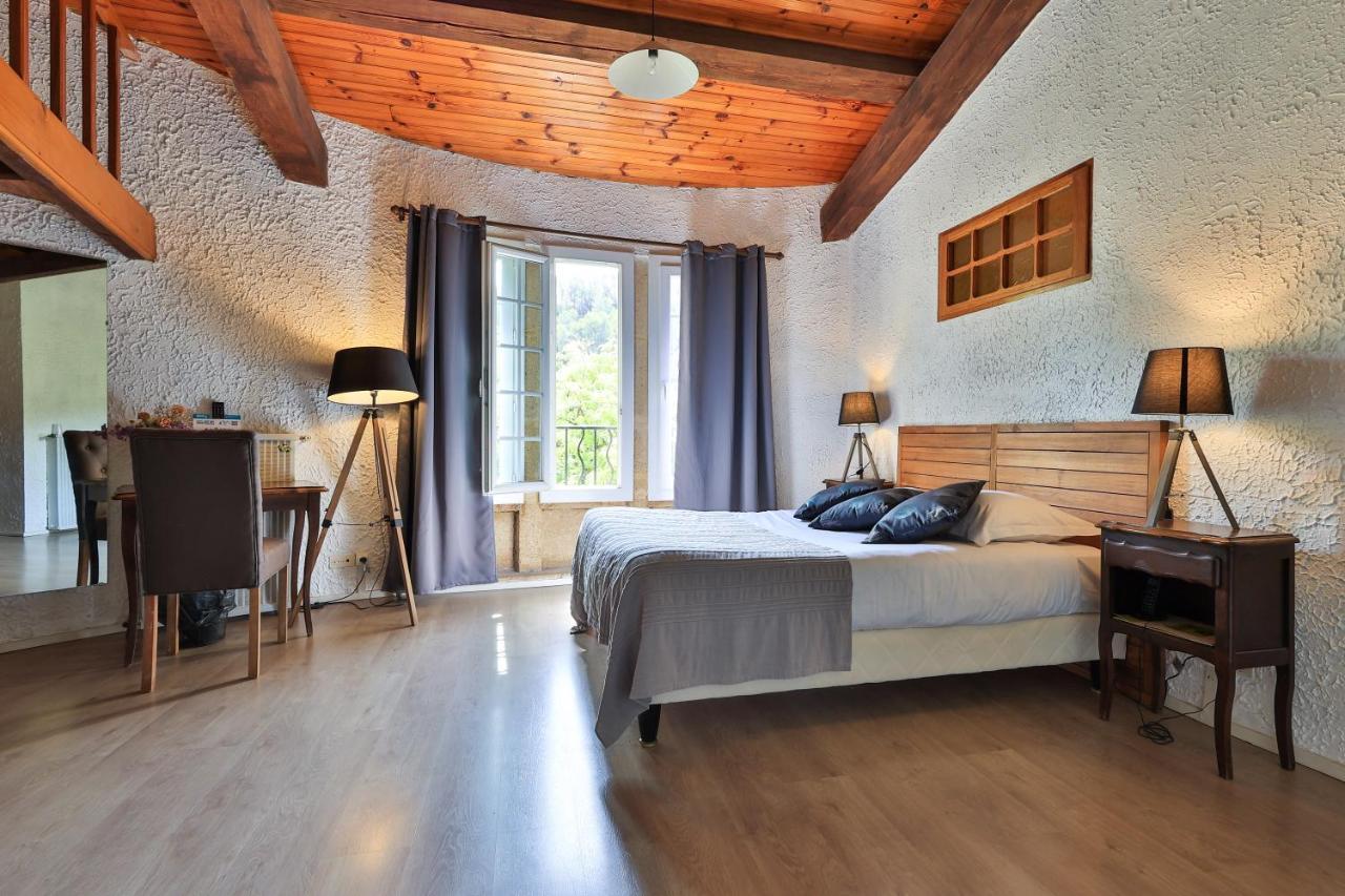 Logis Hotel Castel Mouisson Barbentane Exterior foto