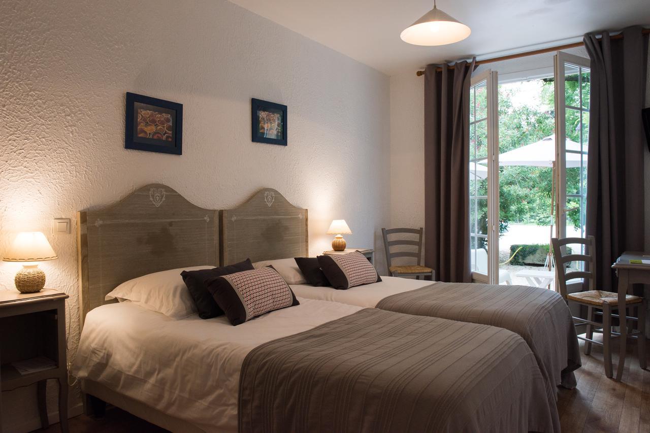 Logis Hotel Castel Mouisson Barbentane Exterior foto